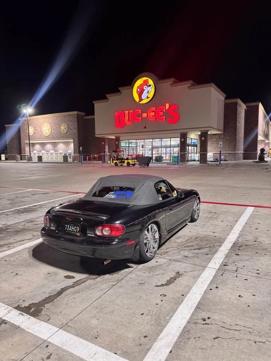 2002 Mazda NB MX-5 Miata - Image 6 of 8