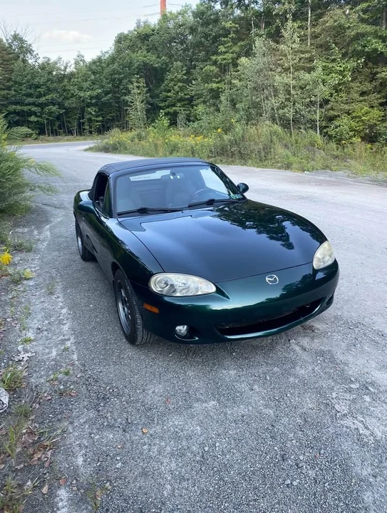 2002 Mazda NB MX-5 Miata - Image 2 of 12
