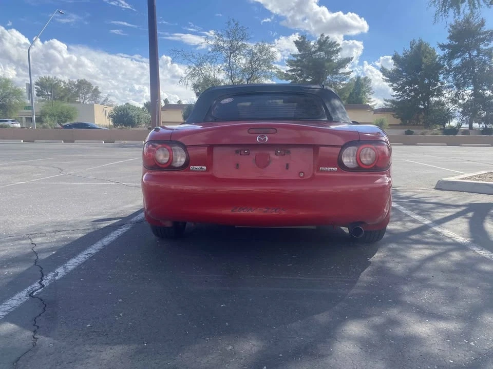 2002 Mazda NB MX-5 Miata - Image 2 of 11