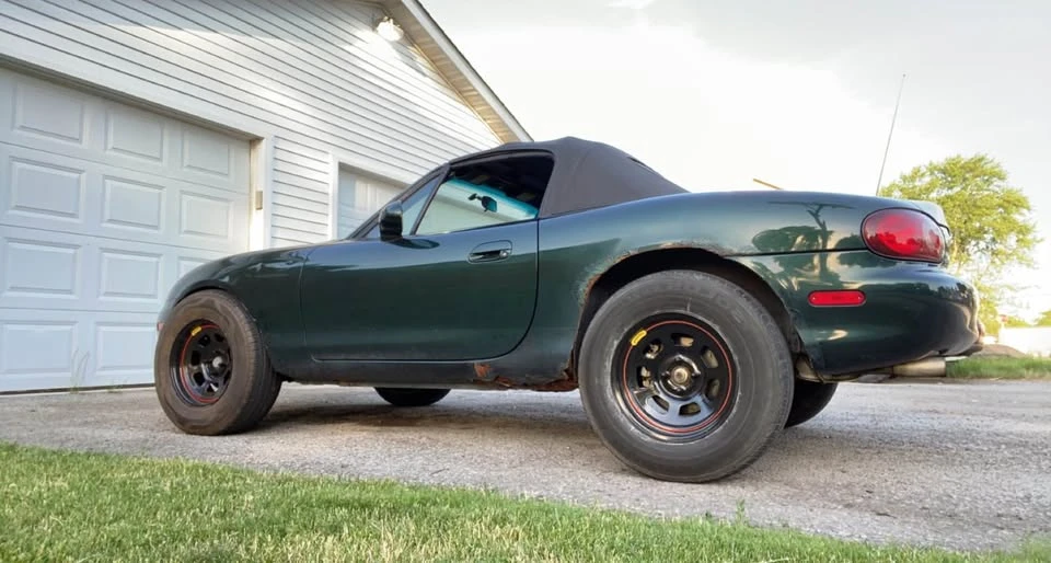 2002 Mazda NB MX-5 Miata - Image 3 of 18