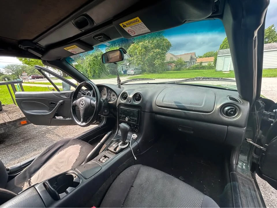 2002 Mazda NB MX-5 Miata - Image 8 of 18