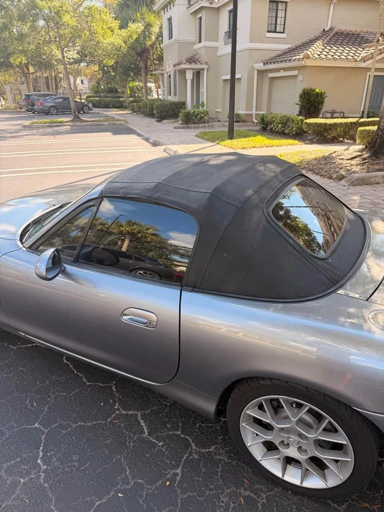 2002 Mazda NB MX-5 Miata - Image 7 of 8