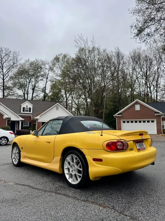 2002 Mazda NB MX-5 Miata - Image 2 of 11