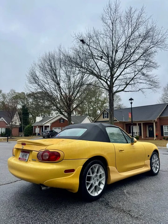 2002 Mazda NB MX-5 Miata - Image 3 of 11
