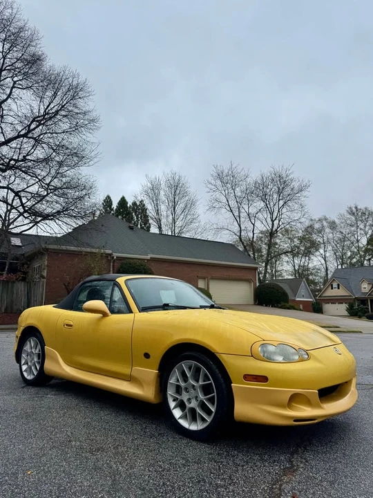2002 Mazda NB MX-5 Miata - Image 4 of 11