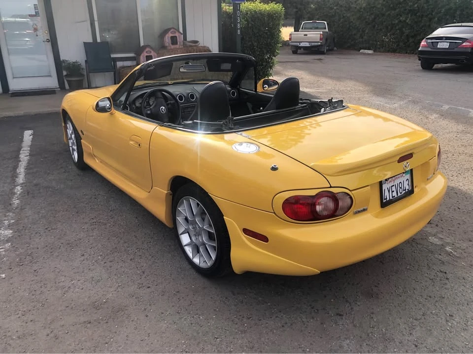 2002 Mazda NB MX-5 Miata - Image 4 of 15