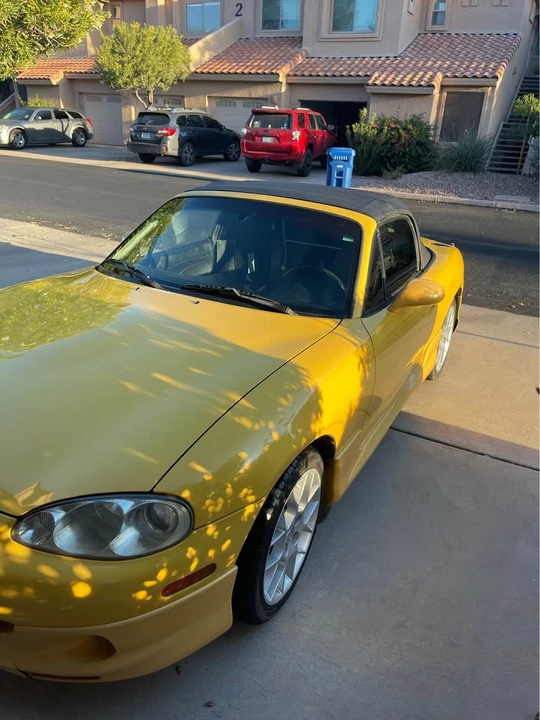 2002 Mazda NB MX-5 Miata - Image 2 of 19