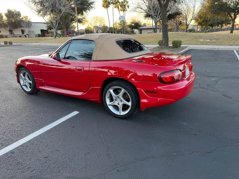 2002 Mazda NB MX-5 Miata - Image 12 of 15
