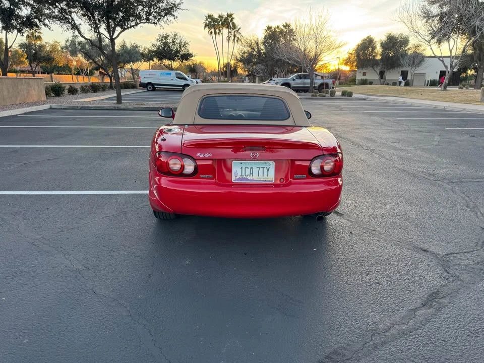 2002 Mazda NB MX-5 Miata - Image 11 of 15