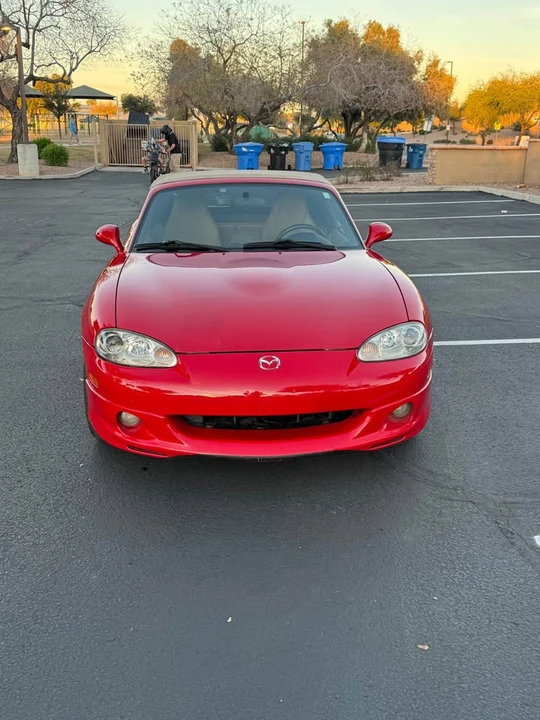 2002 Mazda NB MX-5 Miata - Image 9 of 15