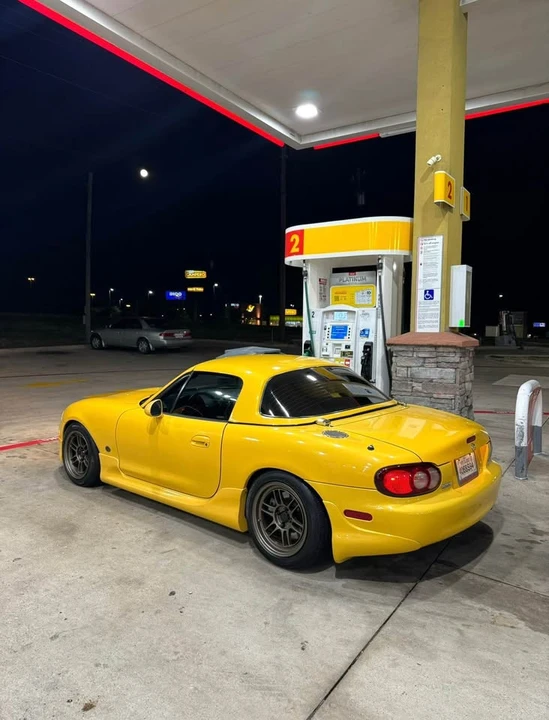 2002 Mazda NB MX-5 Miata - Image 2 of 5