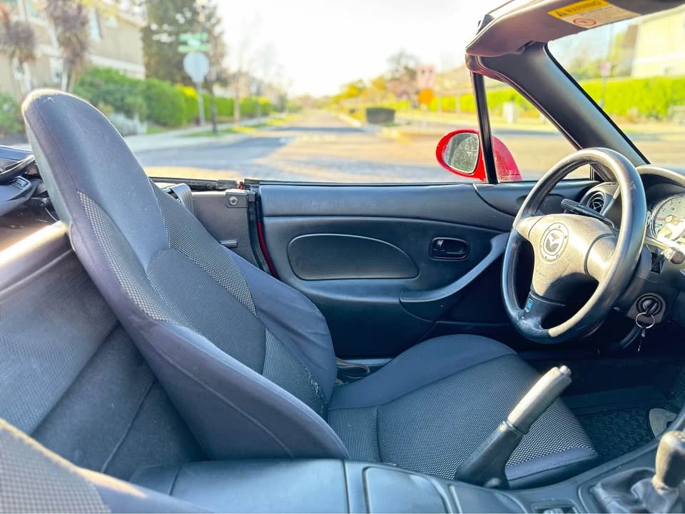2002 Mazda NB MX-5 Miata - Image 12 of 13