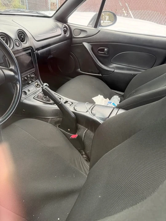 2002 Mazda NB MX-5 Miata - Image 5 of 7