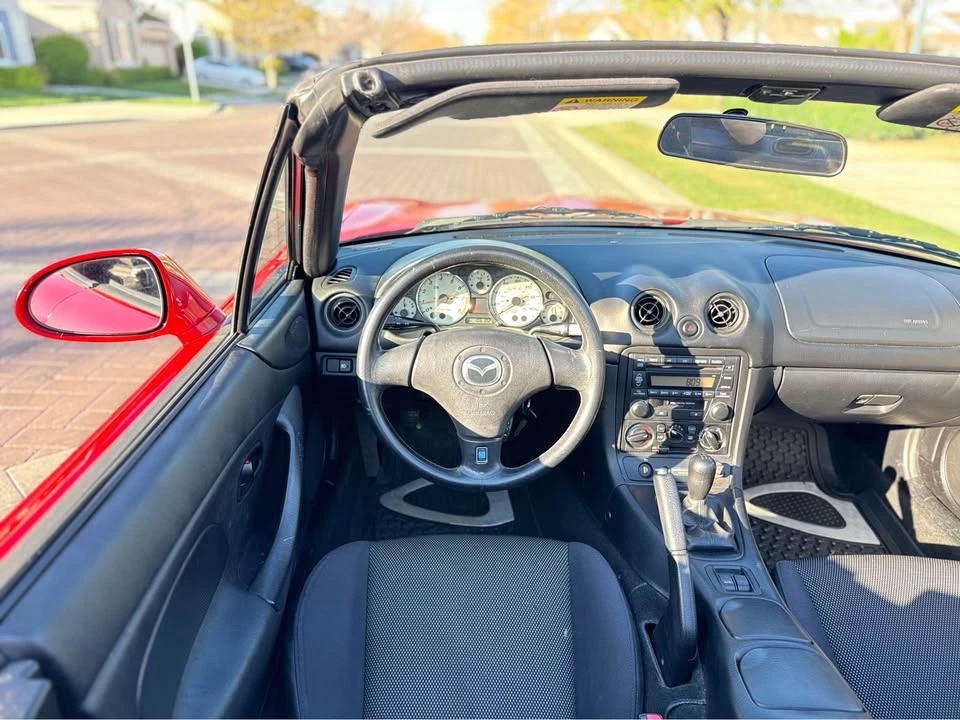 2002 Mazda NB MX-5 Miata - Image 10 of 13