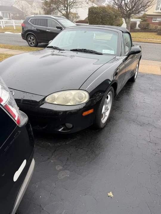 2002 Mazda NB MX-5 Miata - Image 2 of 7