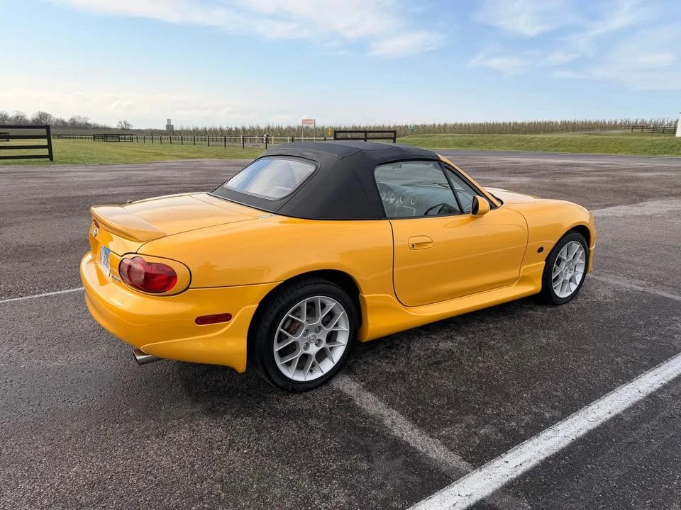 2002 Mazda NB MX-5 Miata - Image 6 of 13
