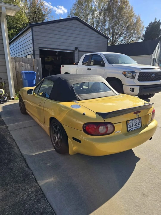 2002 Mazda NB MX-5 Miata - Image 3 of 10