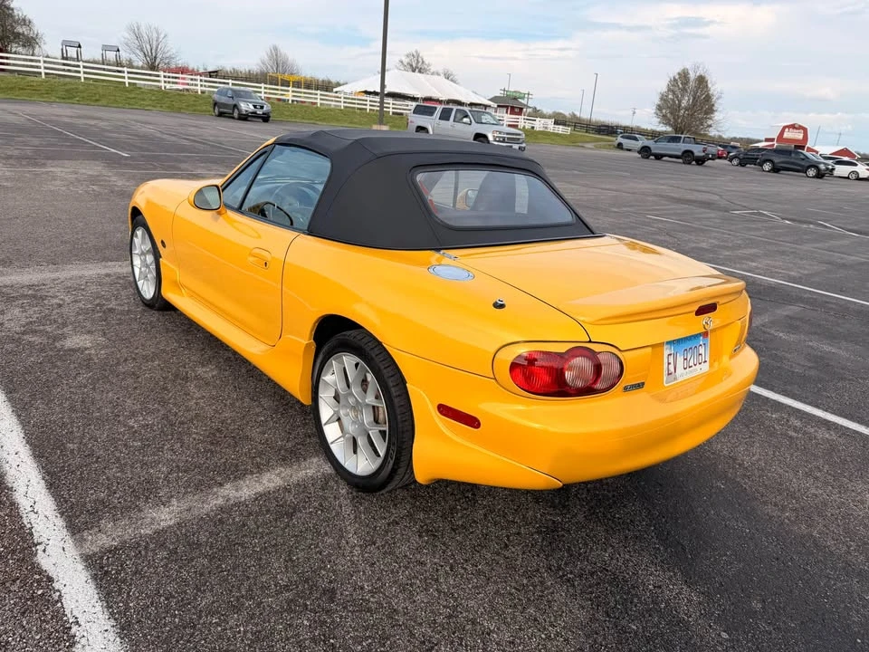 2002 Mazda NB MX-5 Miata - Image 7 of 13