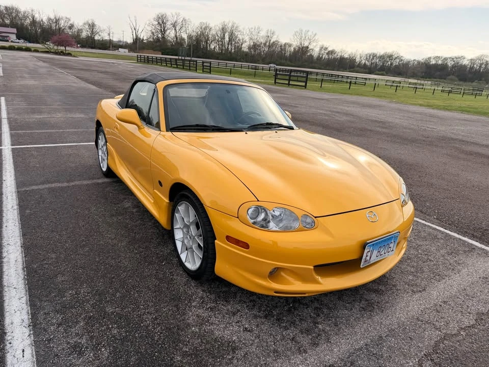 2002 Mazda NB MX-5 Miata - Image 5 of 13
