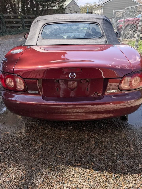 2002 Mazda NB MX-5 Miata - Image 5 of 13