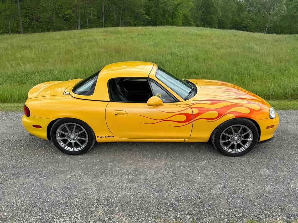 2002 Mazda NB MX-5 Miata - Image 11 of 20