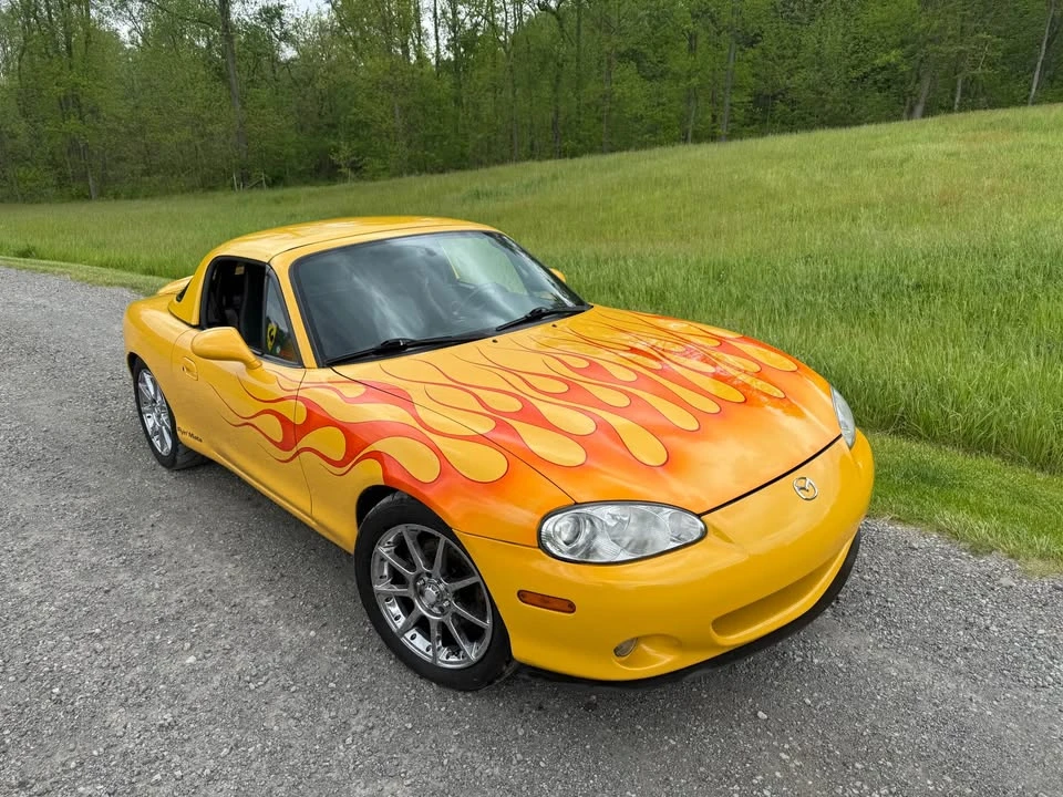 2002 Mazda NB MX-5 Miata - Image 2 of 20