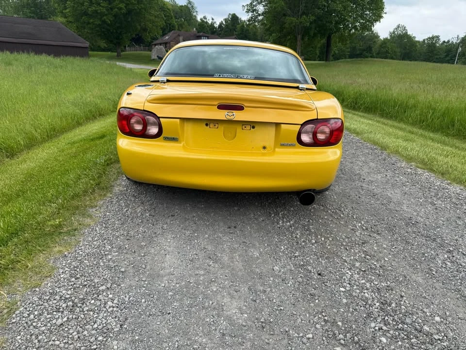 2002 Mazda NB MX-5 Miata - Image 8 of 20