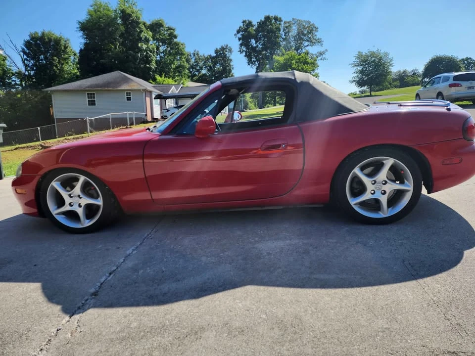 2002 Mazda NB MX-5 Miata - Image 2 of 16