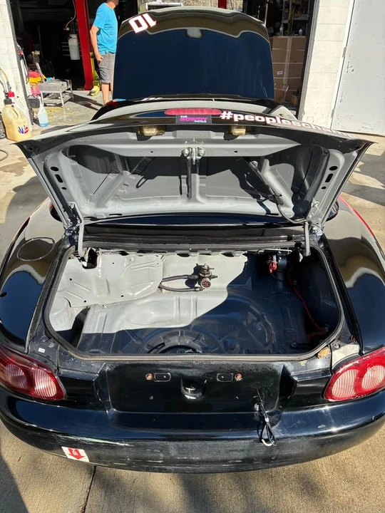 2002 Mazda NB MX-5 Miata - Image 8 of 10