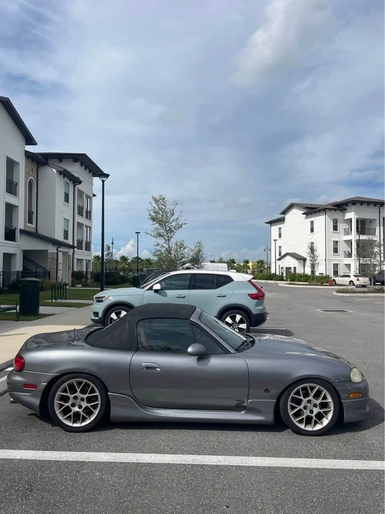 2002 Mazda NB MX-5 Miata - Image 8 of 13