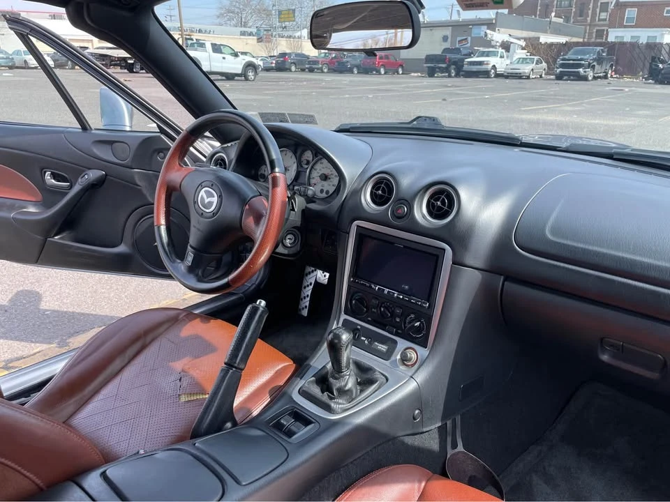2002 Mazda NB MX-5 Miata - Image 3 of 16
