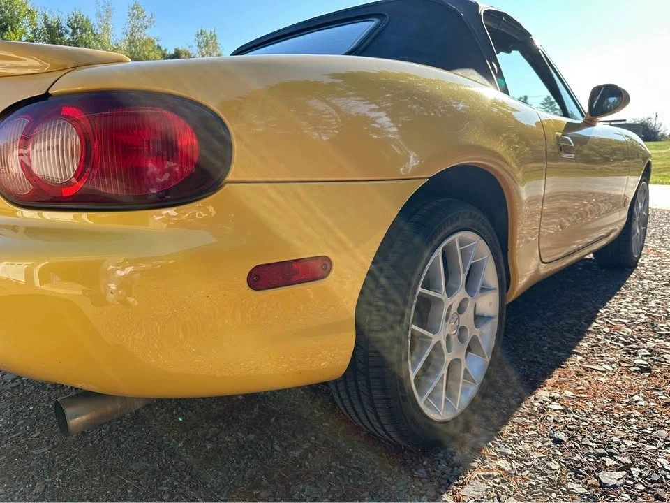 2002 Mazda NB MX-5 Miata - Image 4 of 6