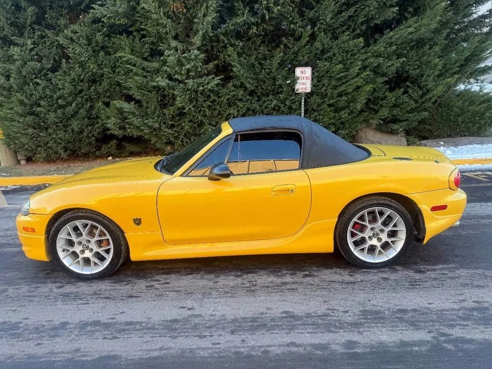 2002 Mazda NB MX-5 Miata - Image 4 of 20