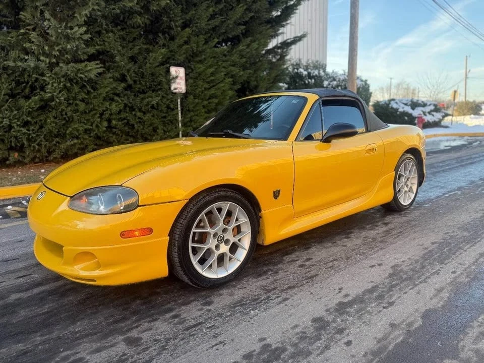2002 Mazda NB MX-5 Miata - Image 2 of 20
