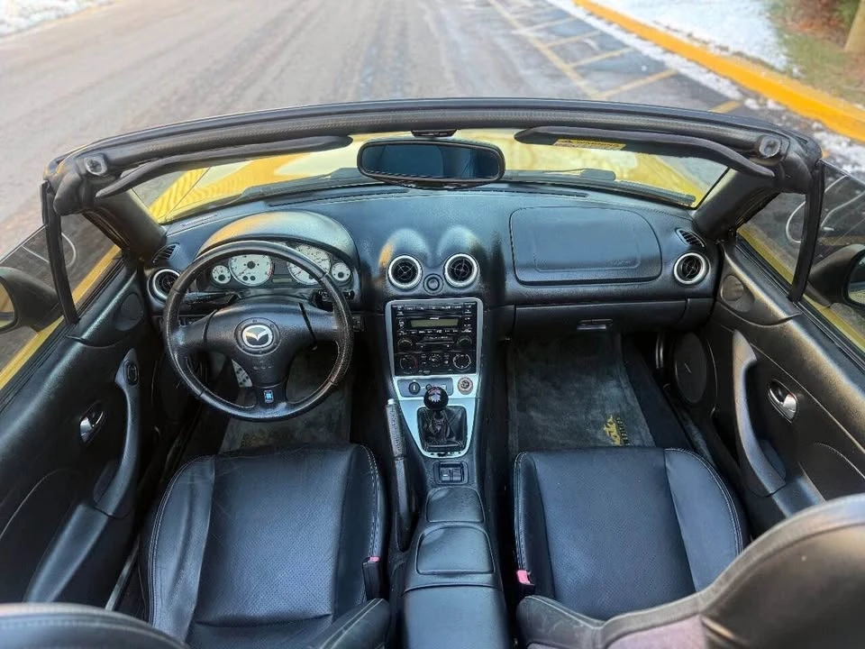 2002 Mazda NB MX-5 Miata - Image 15 of 20