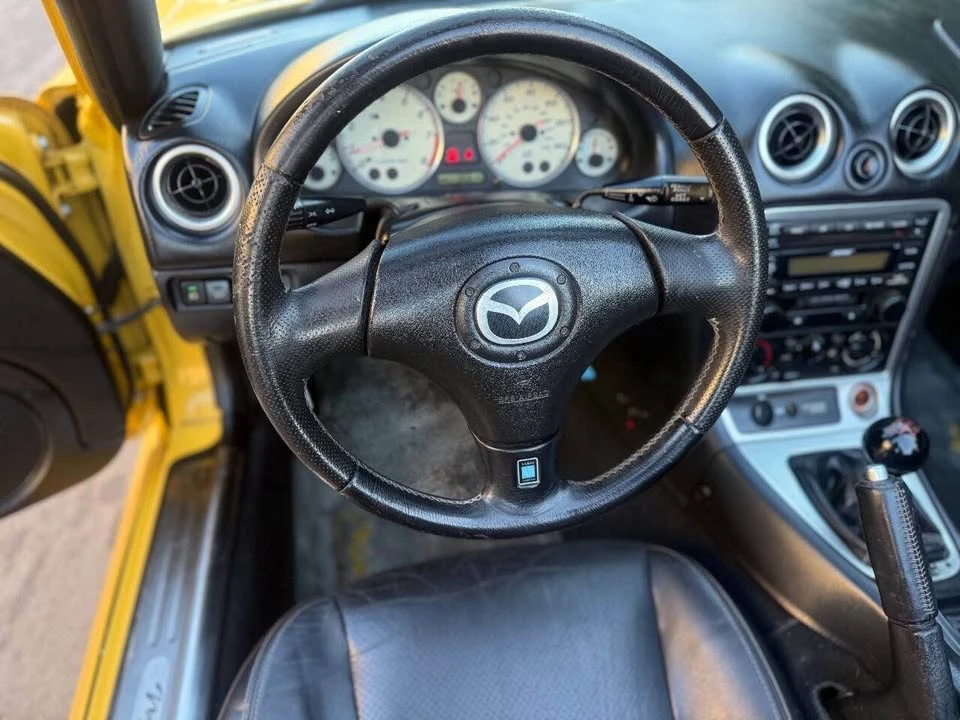2002 Mazda NB MX-5 Miata - Image 17 of 20