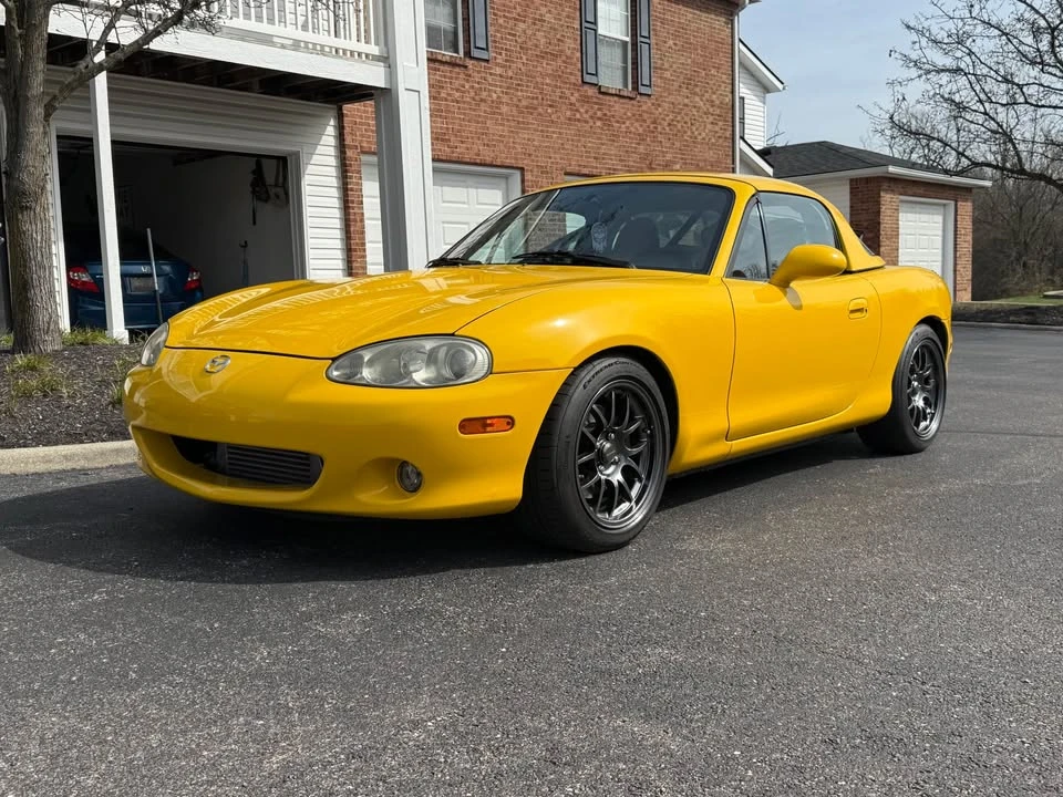 2002 Mazda NB MX-5 Miata - Image 2 of 20