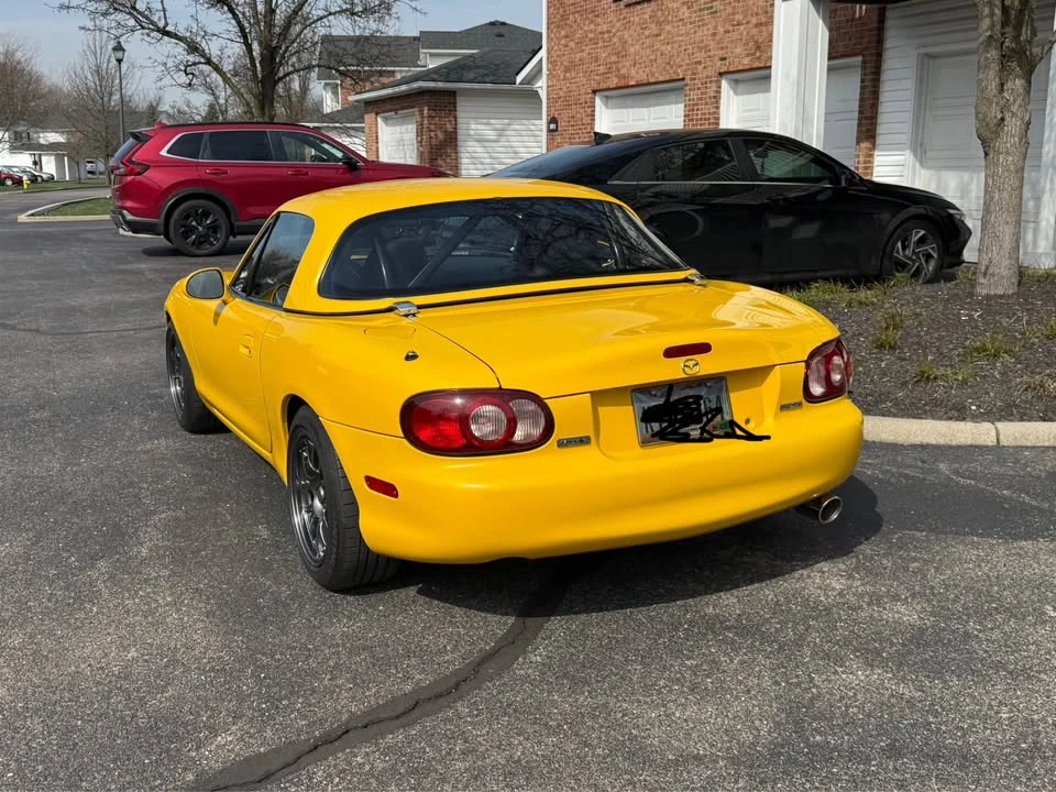 2002 Mazda NB MX-5 Miata - Image 11 of 20