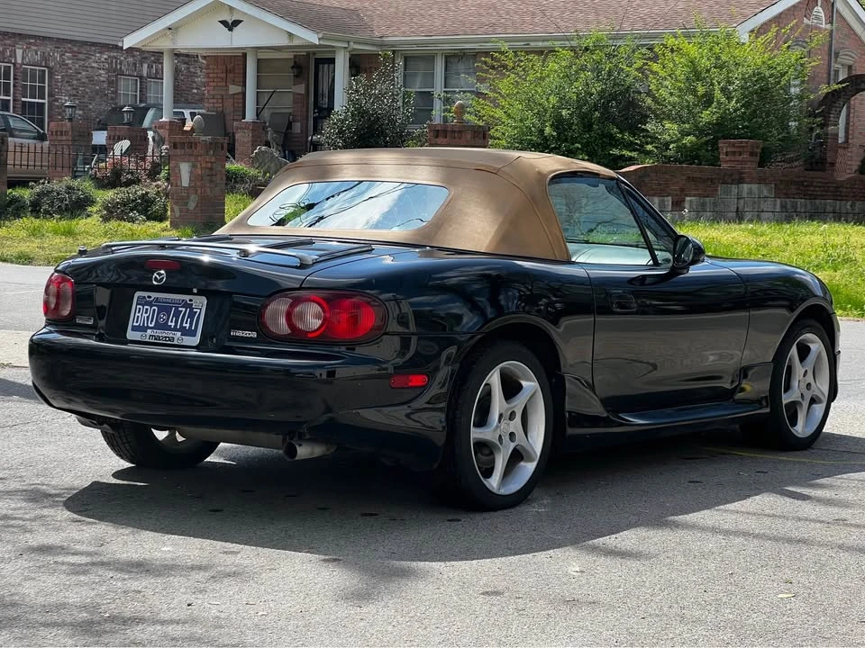 2002 Mazda NB MX-5 Miata - Image 5 of 13