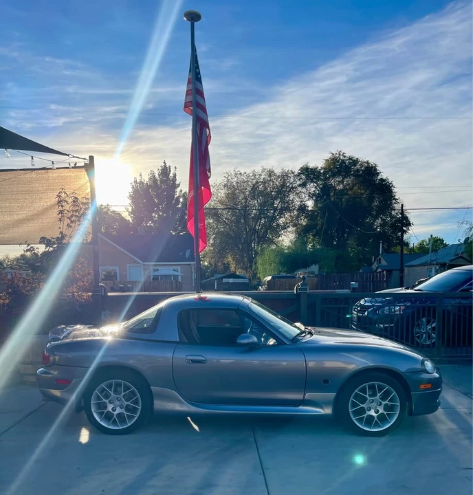2002 Mazda NB MX-5 Miata - Image 2 of 10