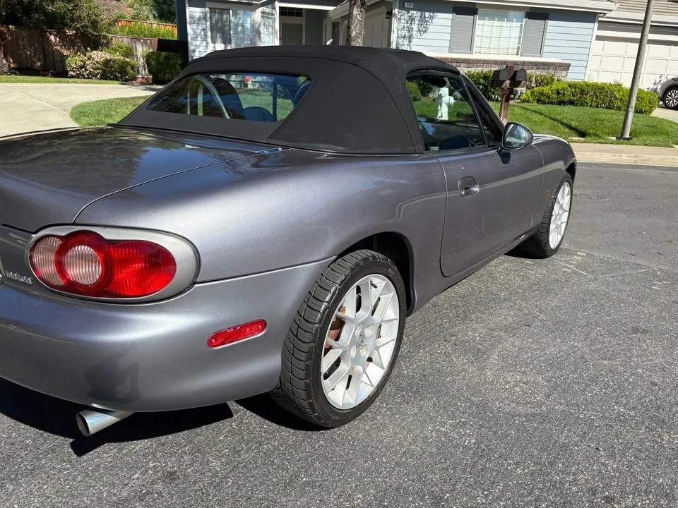2002 Mazda NB MX-5 Miata - Image 11 of 19