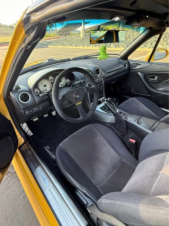 2002 Mazda NB MX-5 Miata - Image 6 of 18