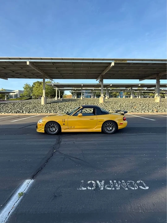 2002 Mazda NB MX-5 Miata - Image 3 of 18