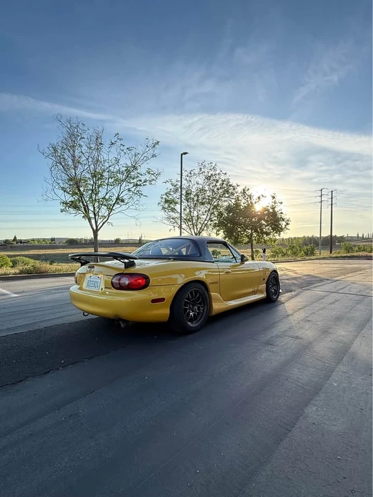 2002 Mazda NB MX-5 Miata - Image 5 of 18