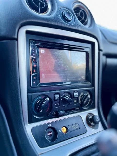 2002 Mazda NB MX-5 Miata - Image 11 of 19