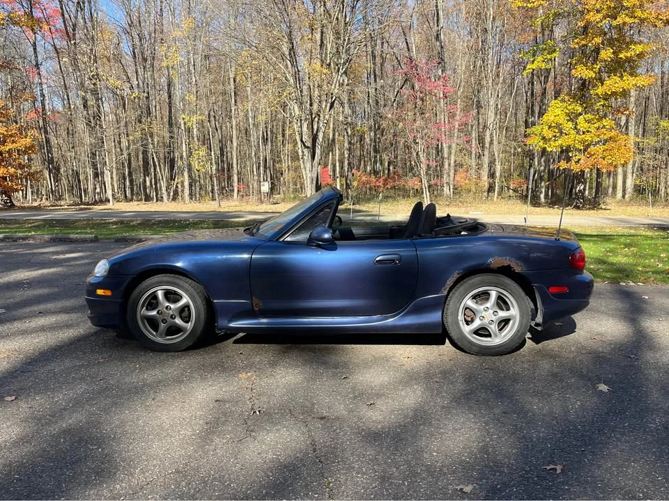 2002 Mazda NB MX-5 Miata - Image 2 of 18