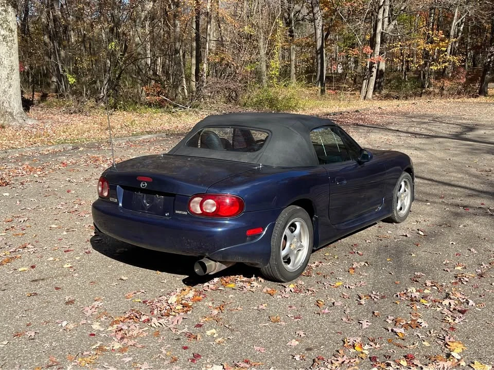 2002 Mazda NB MX-5 Miata - Image 6 of 18
