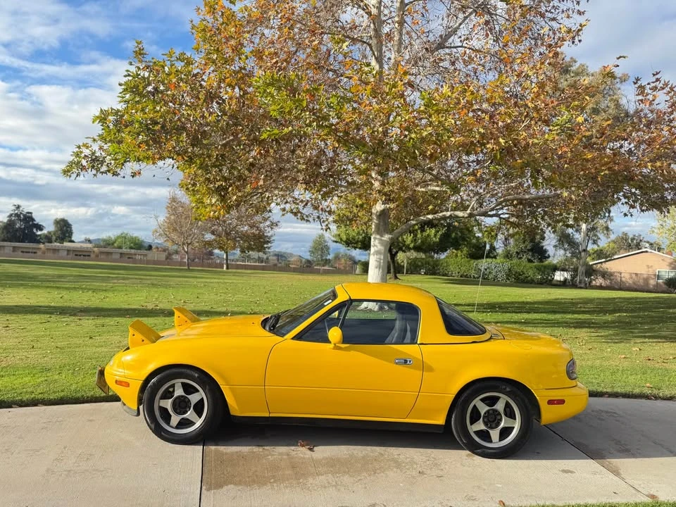 2002 Mazda NB MX-5 Miata - Image 5 of 20