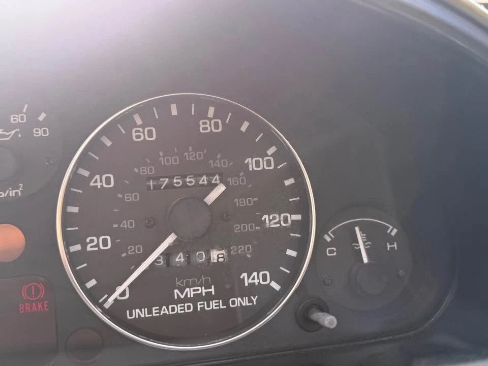 2002 Mazda NB MX-5 Miata - Image 19 of 20