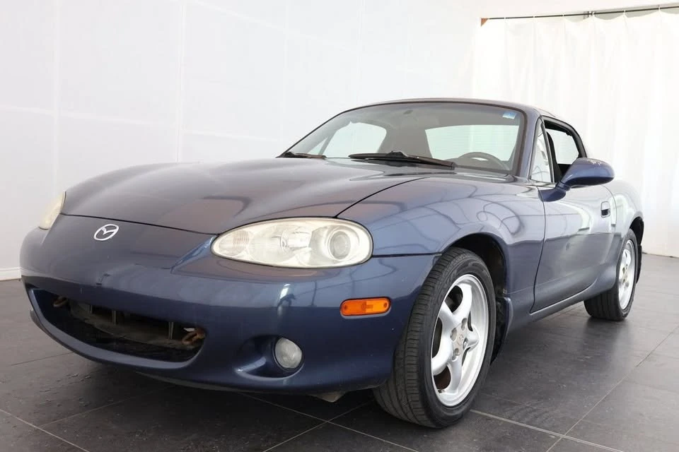 2002 Mazda NB MX-5 Miata - Image 3 of 17
